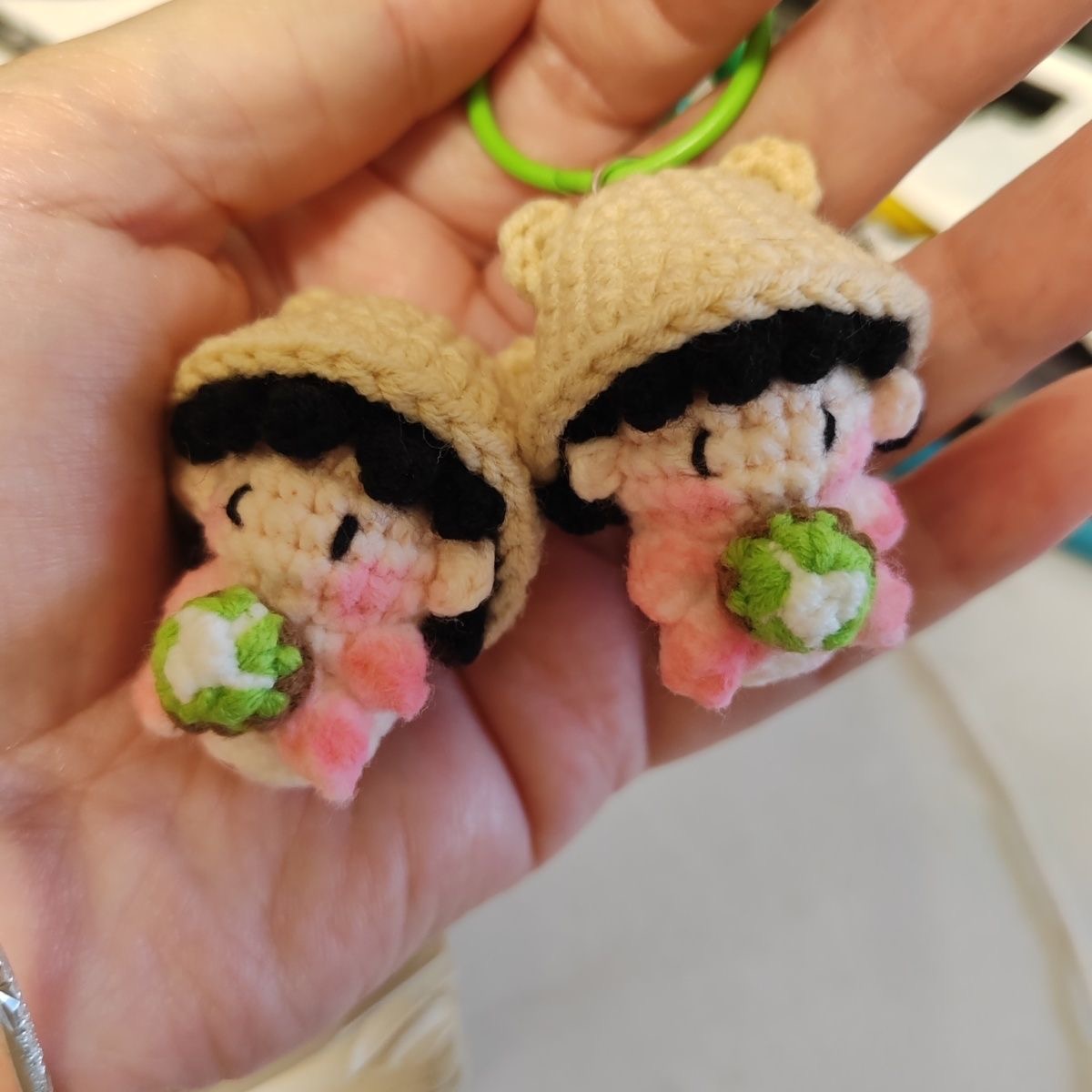 Gummy Candy - 手作りのフック編みのイーグミキャンディー、小さな鼻とコスプレペンダント、キーホルダー、バッグ吊り下げ人形